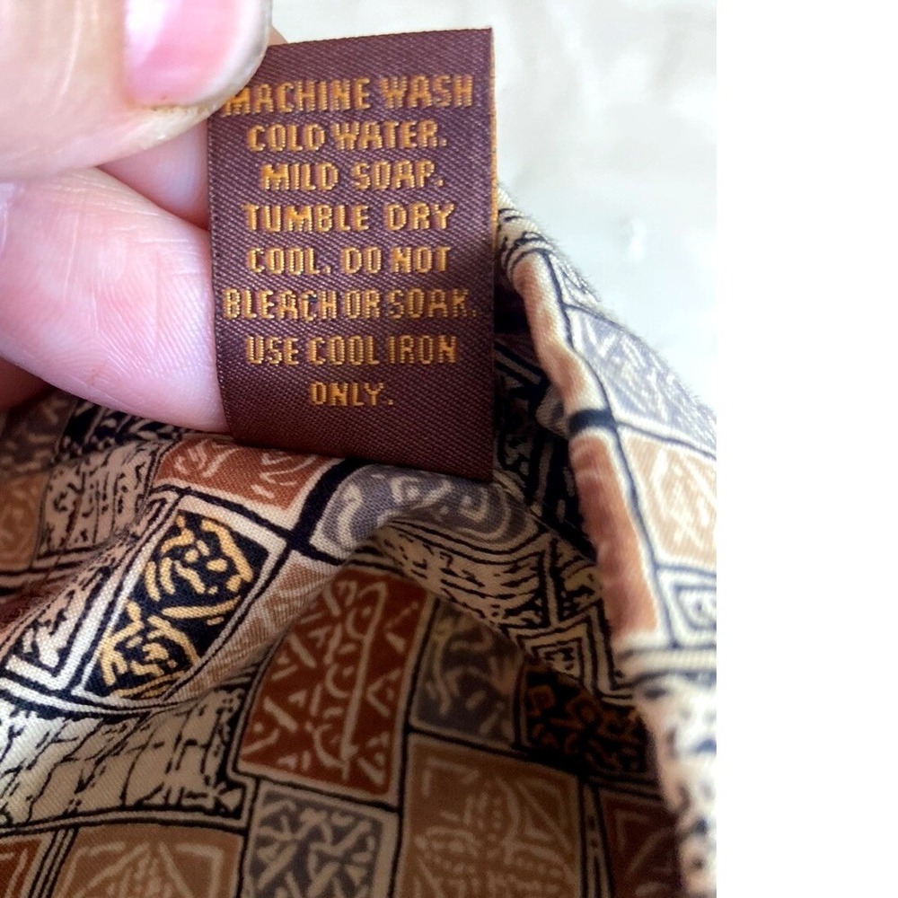 Tori‎ Richard Mens Geometric Tribal Tile Print Short Sleeve Button Up Shirt Tan - Picture 9 of 11